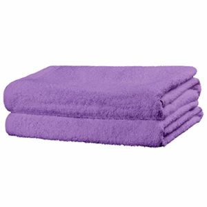 <ul><li>El juego incluye seis toallas idénticas de algodón en color blanco de 56 x 112 cm.</li><li>Estas toallas de secado rápido son perfectas para llevarlas al gimnasio, a la playa, a la piscina o a otros lugares interminables.</li><li>Perfecto para envolver el cabello o secar el cuerpo</li><li>No use blanqueador, suavizante de telas ni plancha, ya que puede dañar su calidad; lave siempre las toallas por separado para minimizar la pelusa.</li><li>Lave las toallas a máquina en agua tibia con un detergente suave y séquelas en secadora a baja temperatura; se recomienda secar inmediatamente para minimizar la formación de moho.</li></ul>
